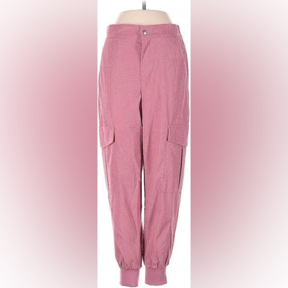 Area Stars Size XS Pink Cargo Pants